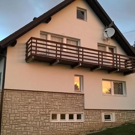 Guesthouse Bor Plitvice Lakes พลิตวิชกา เยเซรา ภายนอก รูปภาพ