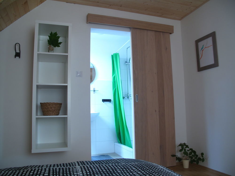 Guesthouse Bor Plitvice Lakes พลิตวิชกา เยเซรา ภายนอก รูปภาพ