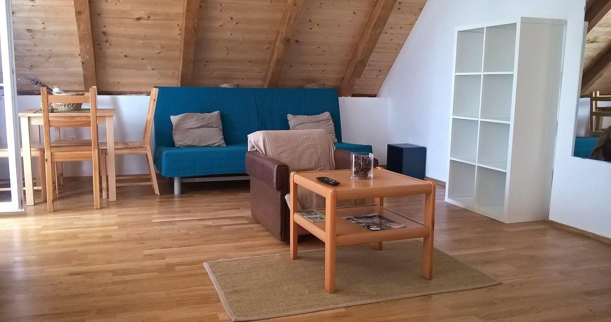 Guesthouse Bor Plitvice Lakes พลิตวิชกา เยเซรา ภายนอก รูปภาพ