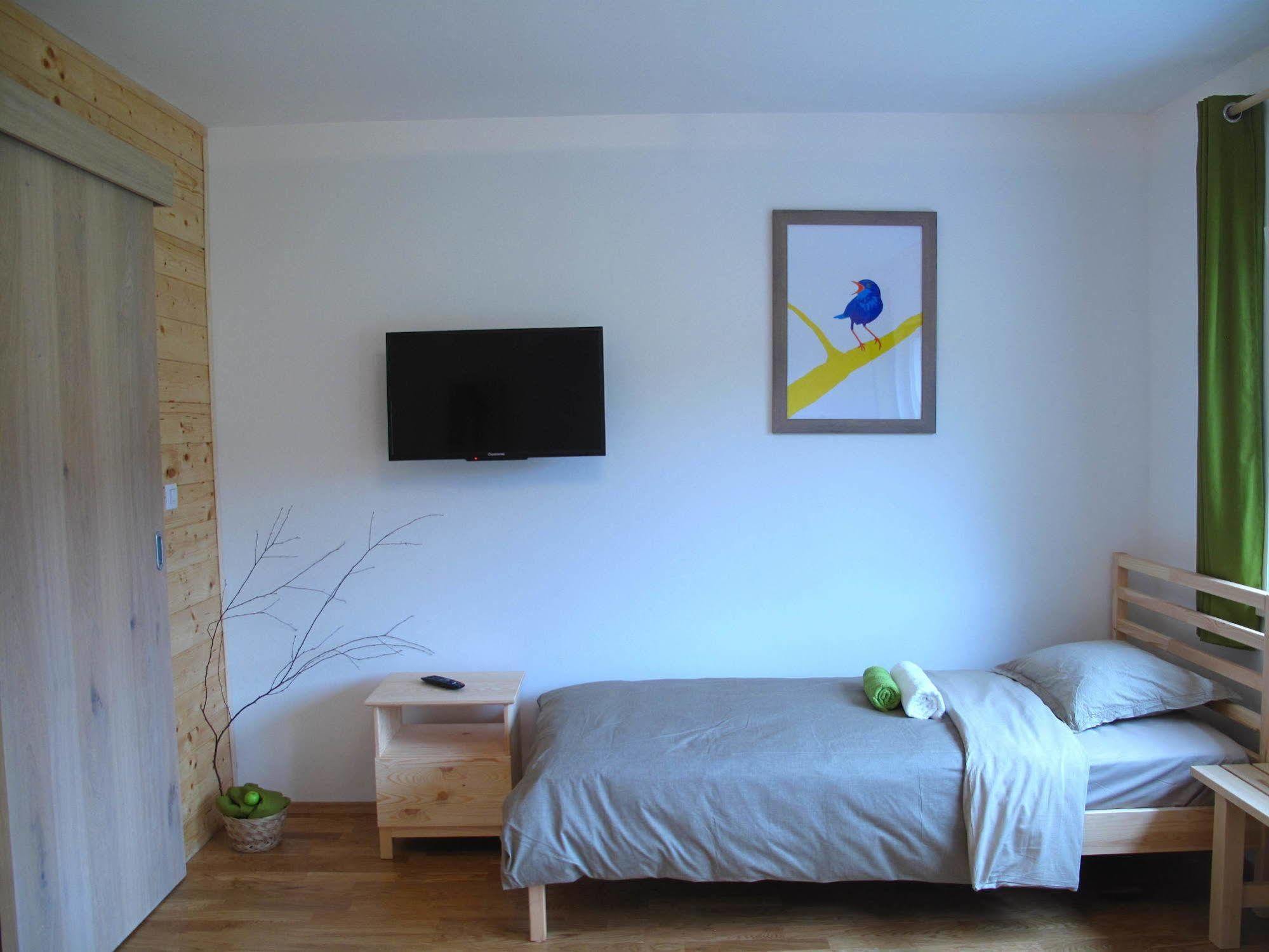 Guesthouse Bor Plitvice Lakes พลิตวิชกา เยเซรา ภายนอก รูปภาพ
